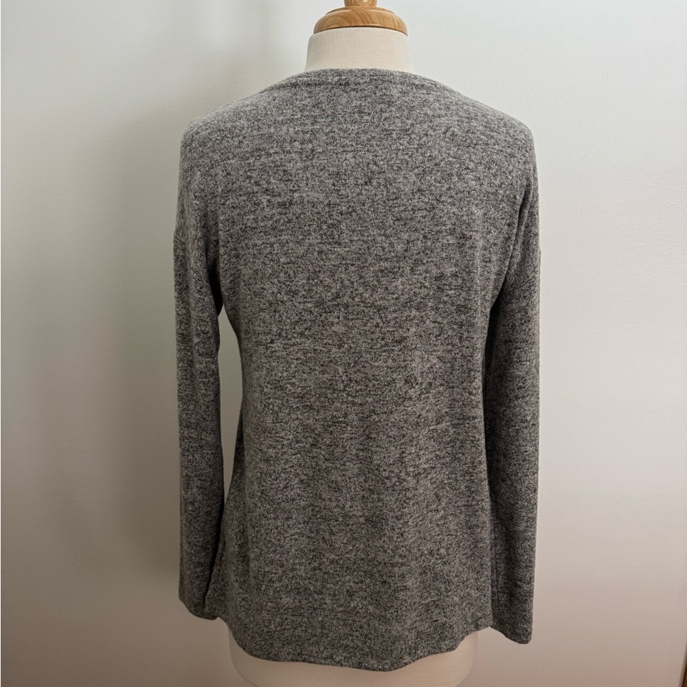 NWOT a new day Heather Gray Long Sleeve Tee Size S - Picture 3 of 6